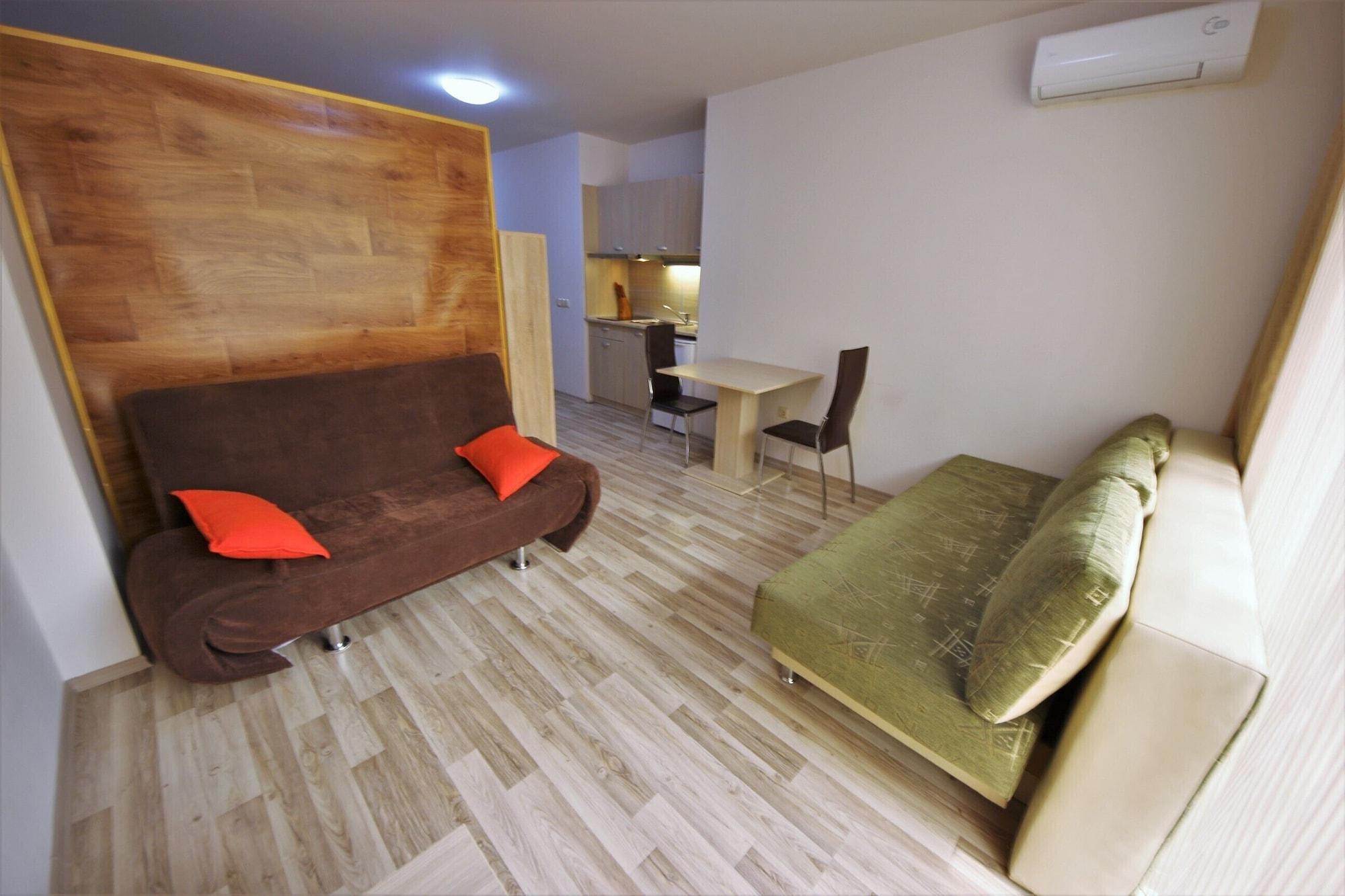Menada Tarsis Apartments Sunny Beach Exterior photo