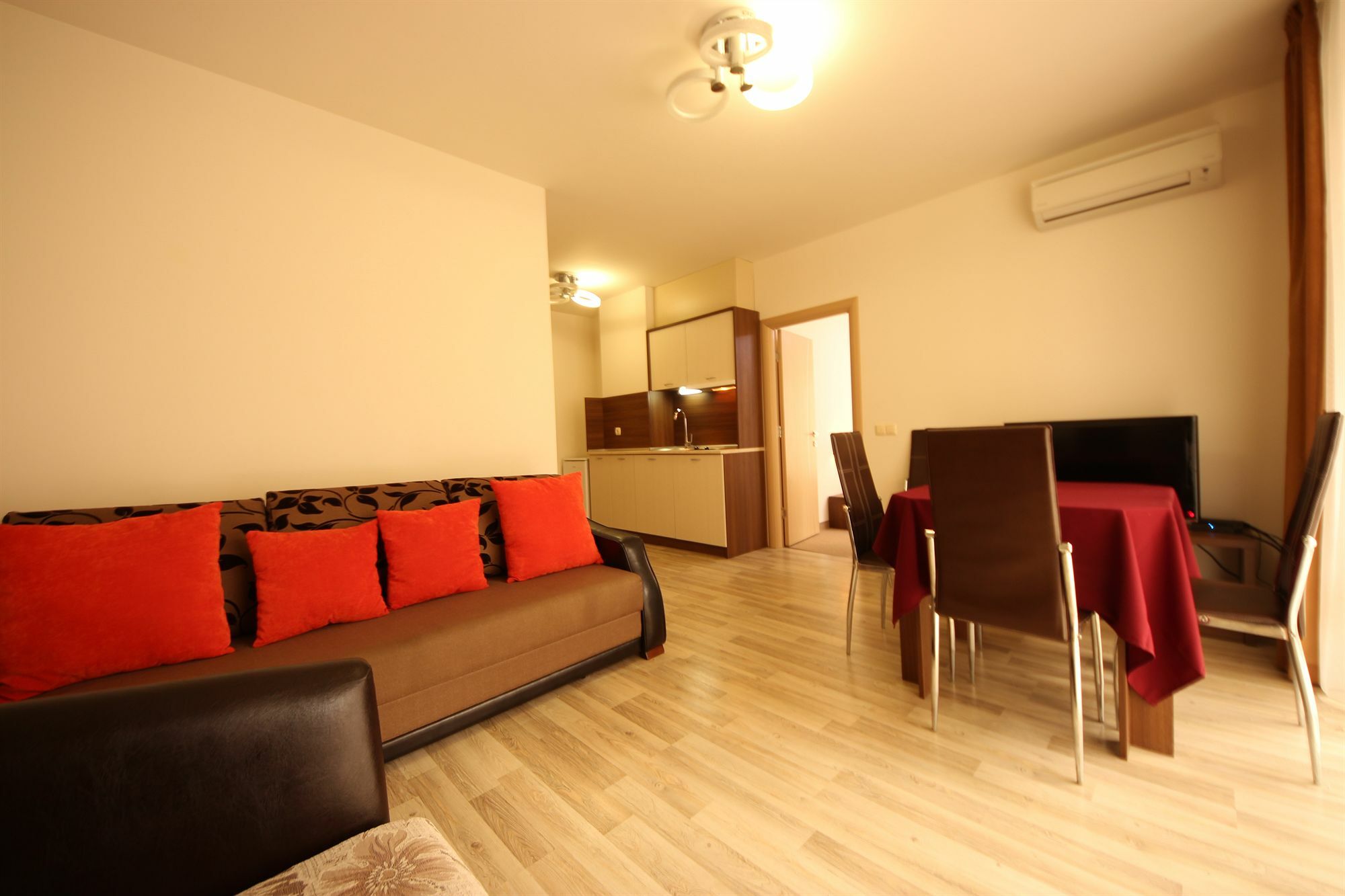Menada Tarsis Apartments Sunny Beach Exterior photo
