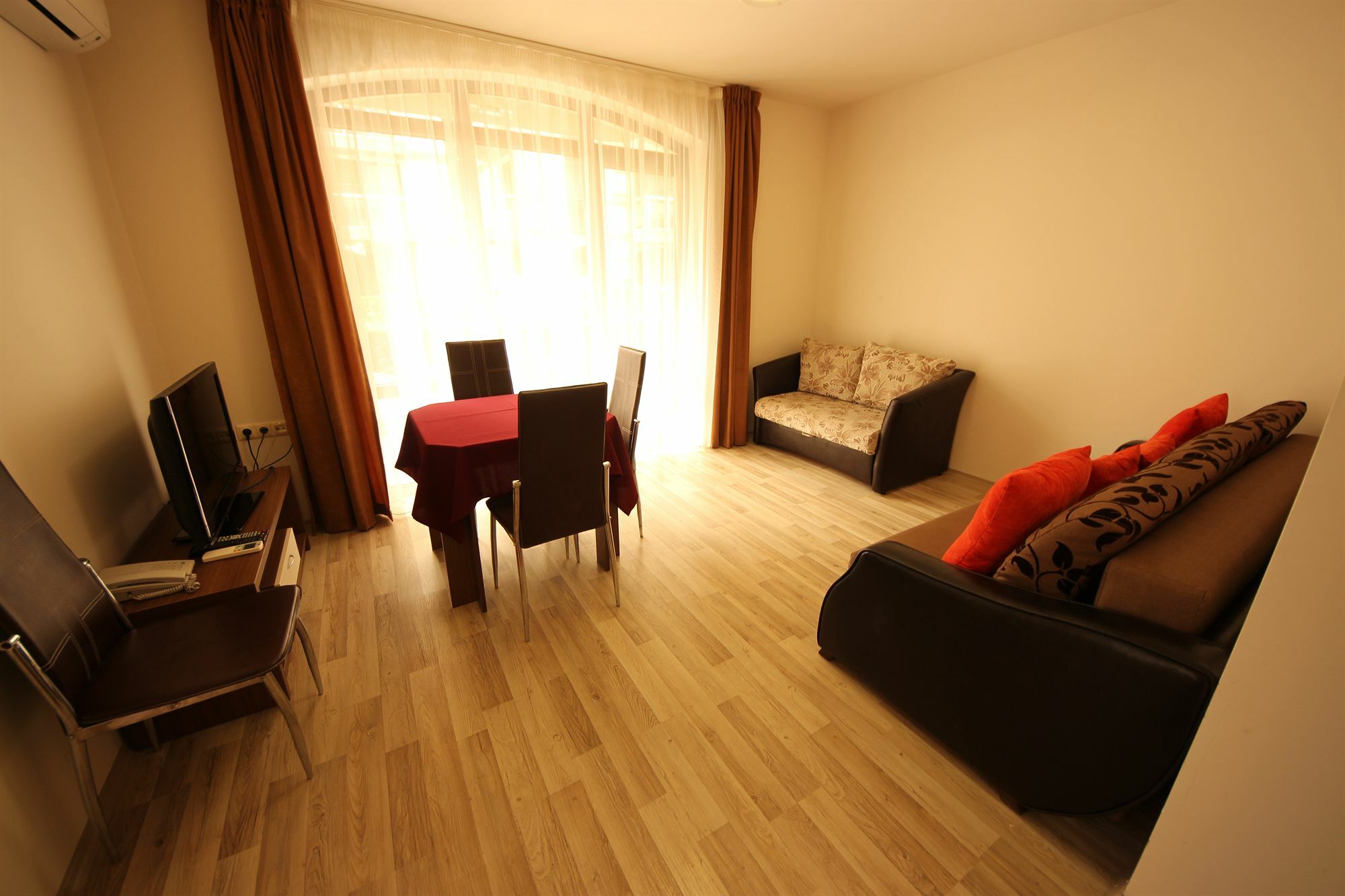 Menada Tarsis Apartments Sunny Beach Exterior photo