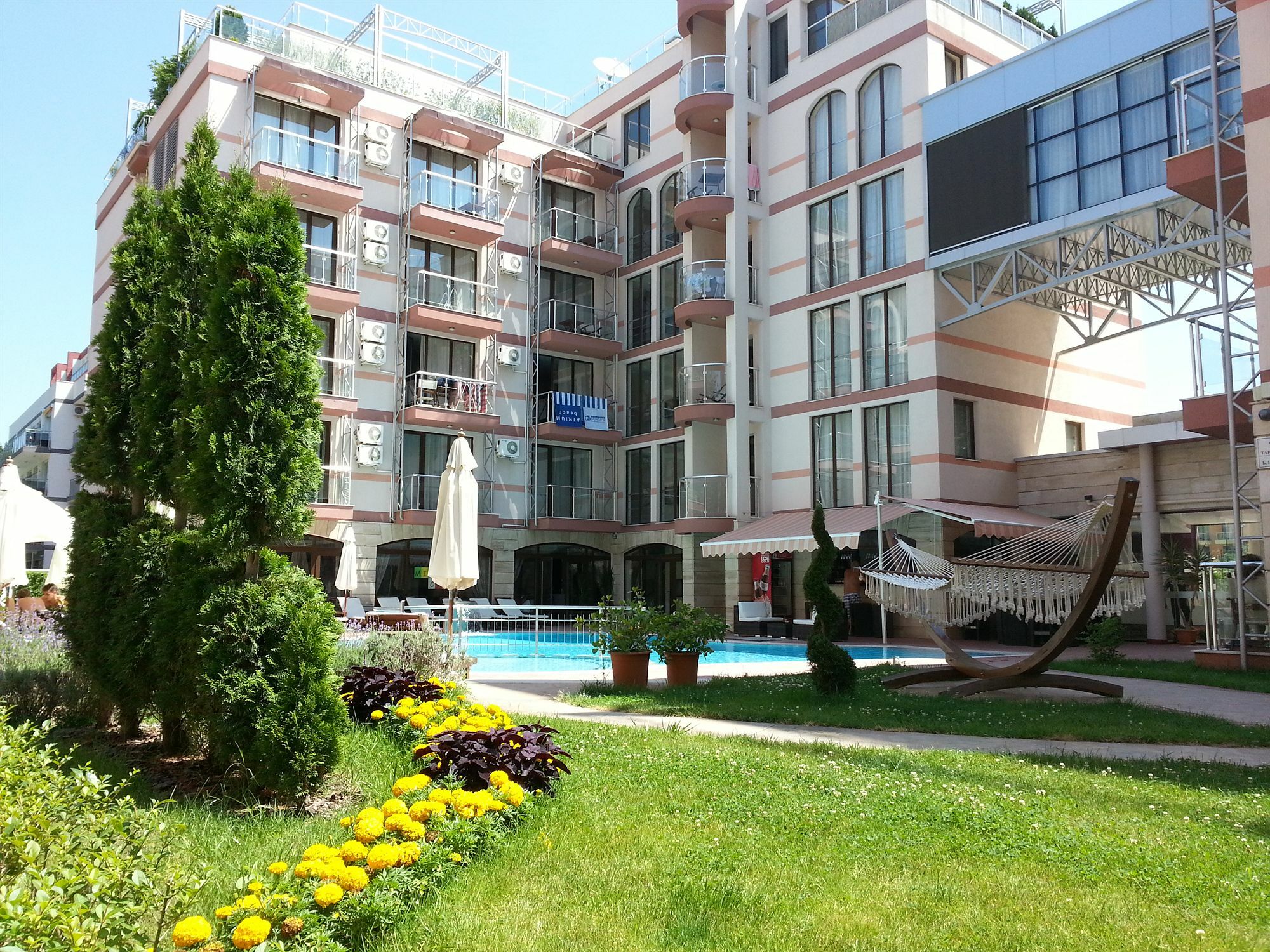 Menada Tarsis Apartments Sunny Beach Exterior photo